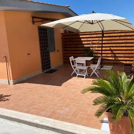 The House Fiera Di Roma Aeroporto Fiumicino Apartment Ponte Galeria Exterior photo